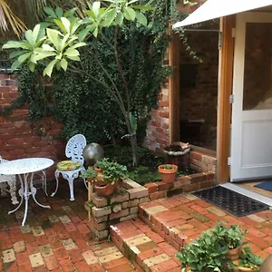 https://gorgeous-studio-2-minutes-from-the-heart-of-subiaco.hotelsperth.org